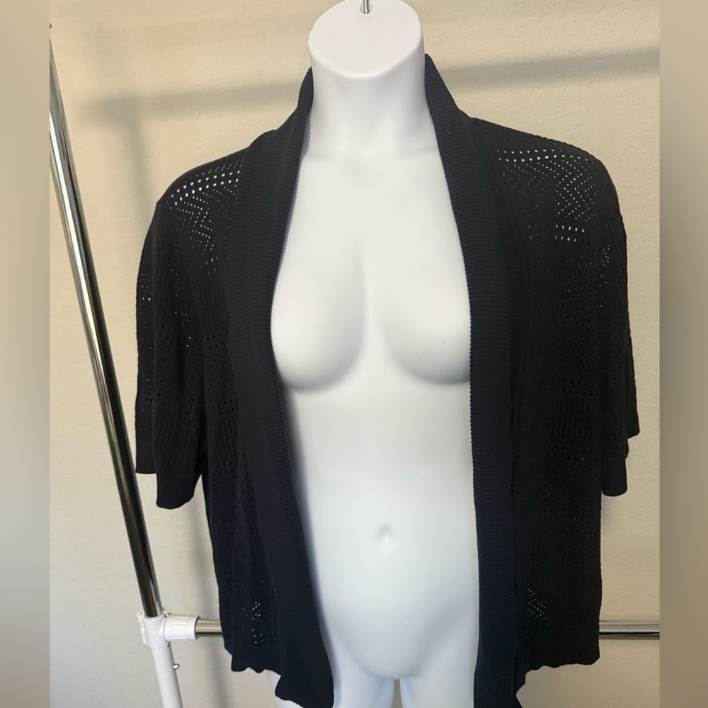 Plus Size 89th & Madison Black Open-Front Cardigan